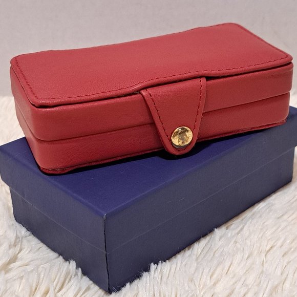 Royce New York Compact Manicure Kit - Picture 4 of 8